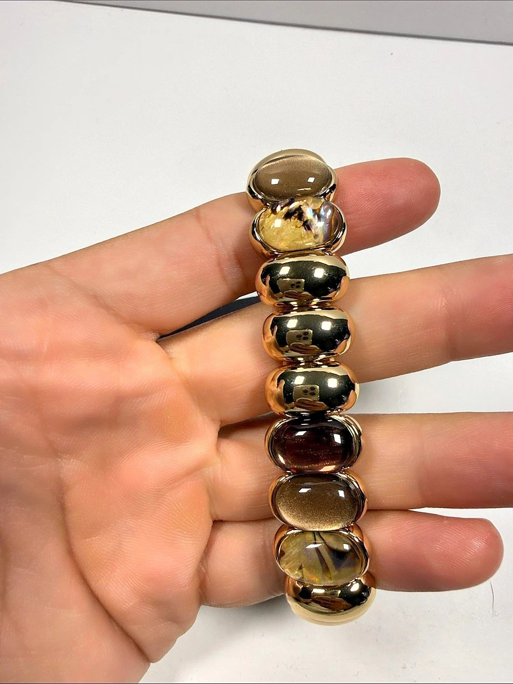 Beaded Stretch Bracelet in Brown & Gold Like New